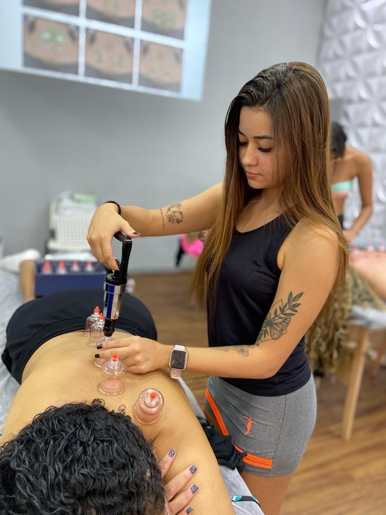 CURSO DE MASSOTERAPIA PROFISSIONAL