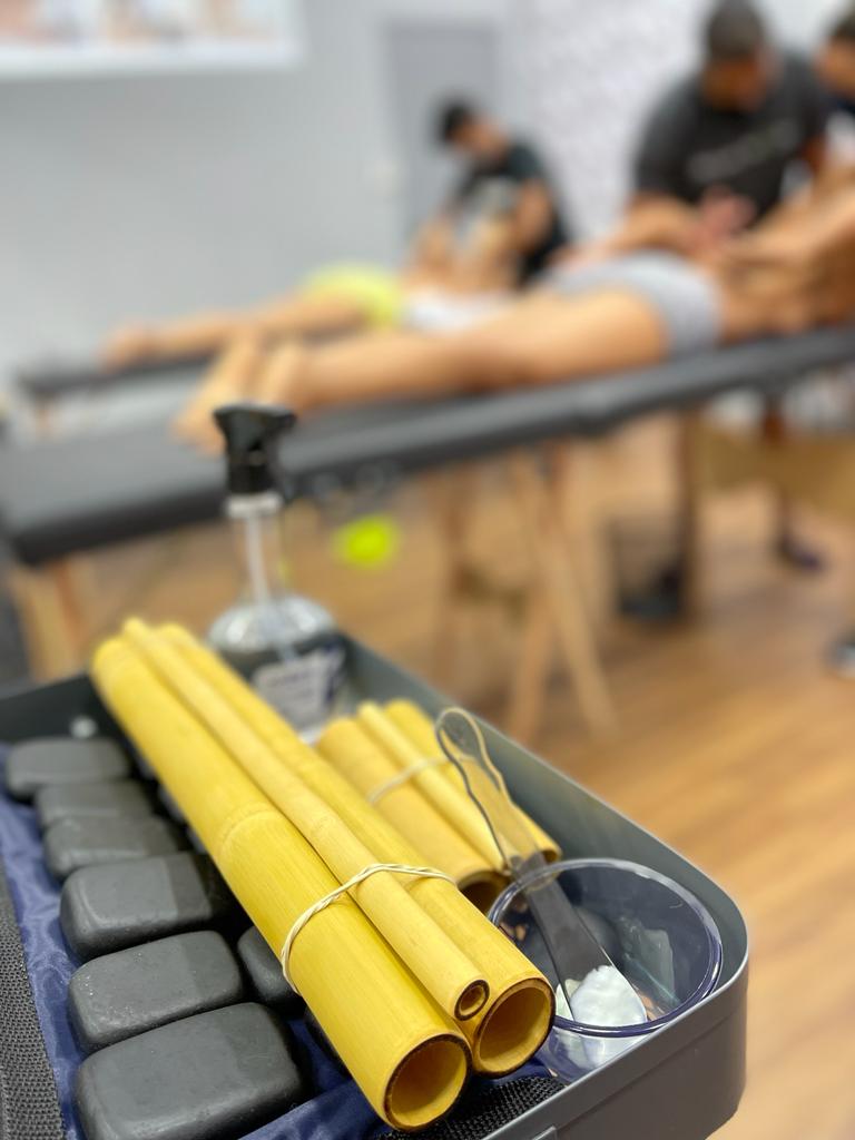 CURSO DE MASSOTERAPIA PROFISSIONAL
